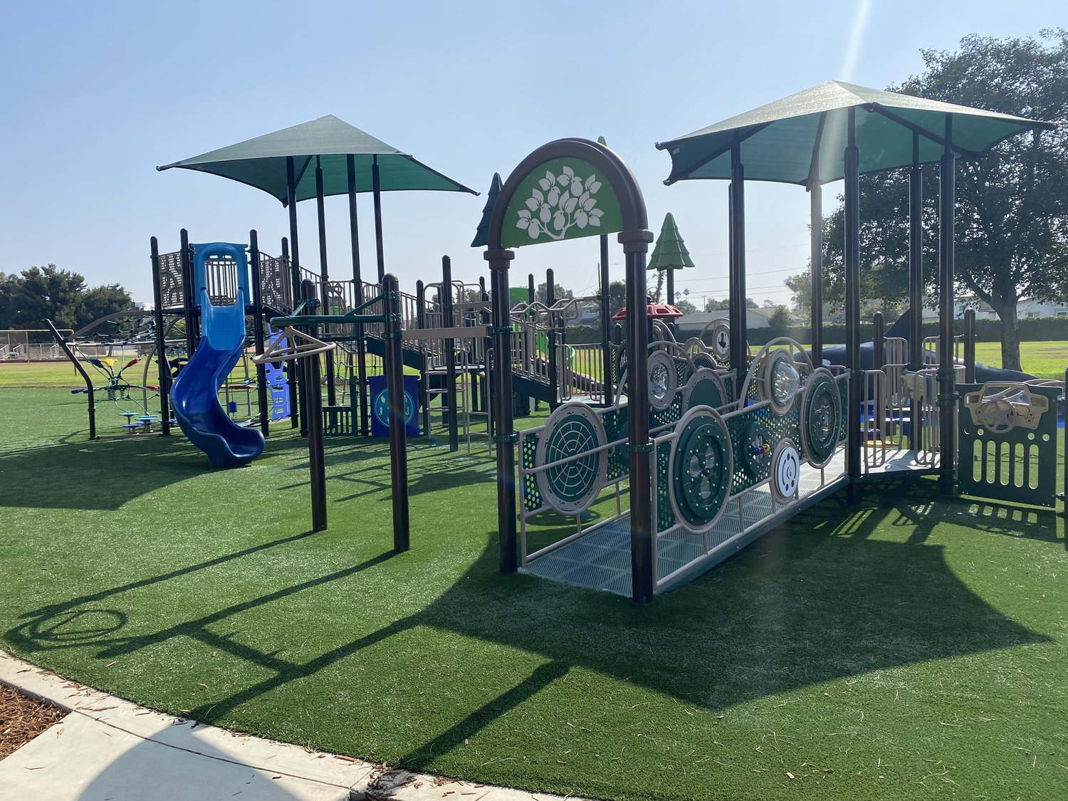 Custom shade structure